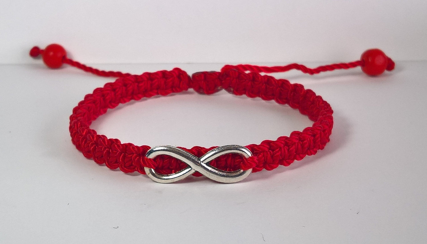 Beautiful infinity red string bracelet, adjustable for man and woman