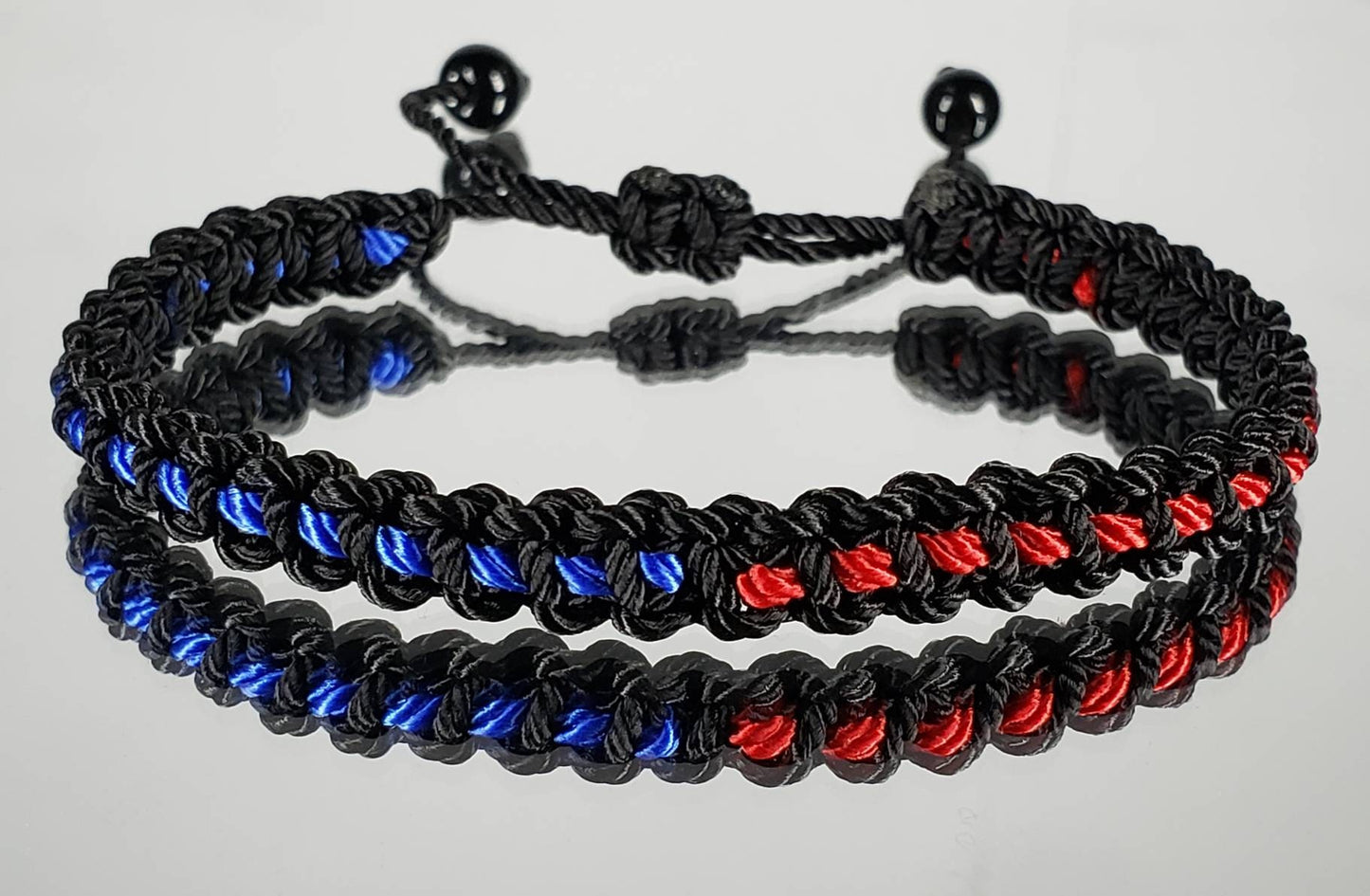 Half thin blue line and half red line bracelet, half blue line and half red line -support police & firefighters -new -adjustable