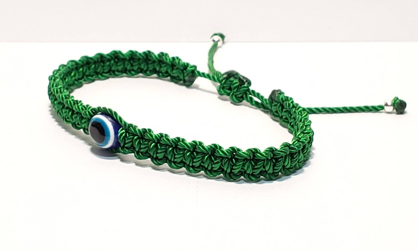 Evil eye amulet bracelet, good luck emeral green string wristband, evil eye protection, good luck charm, adjustable, new, for man and women