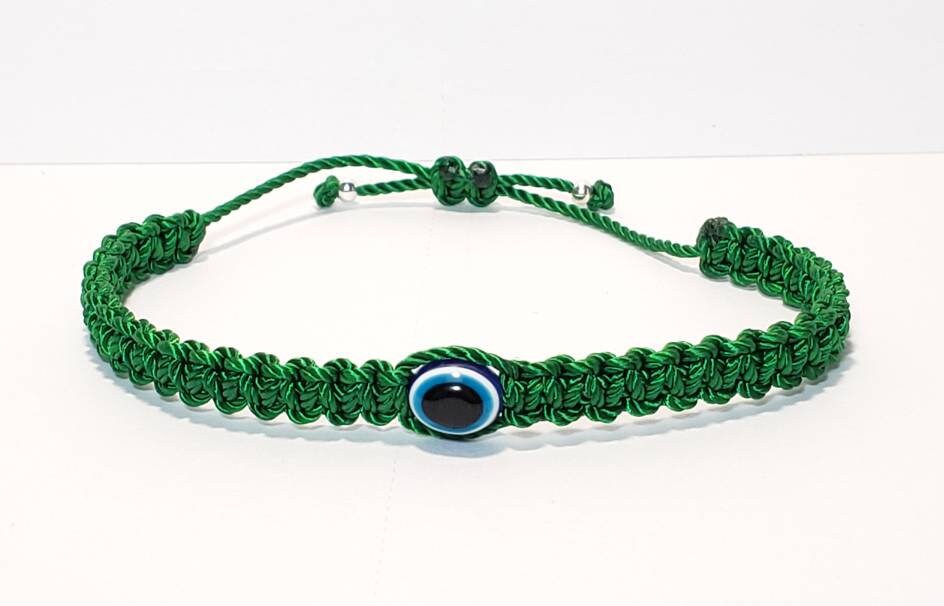 Evil eye amulet bracelet, good luck emeral green string wristband, evil eye protection, good luck charm, adjustable, new, for man and women