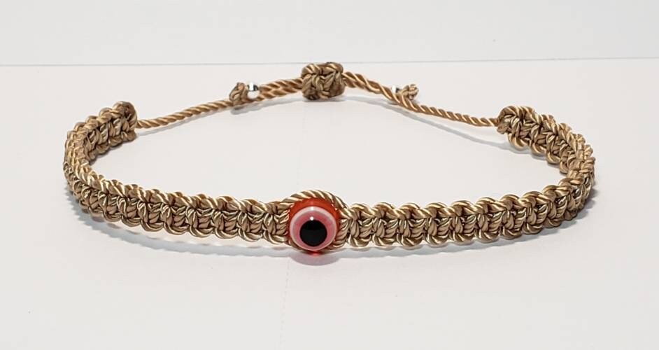 Evil eye amulet, evil eye braided bracelet, beige string wristband with an evil eye for protection, adjustable for man and woman