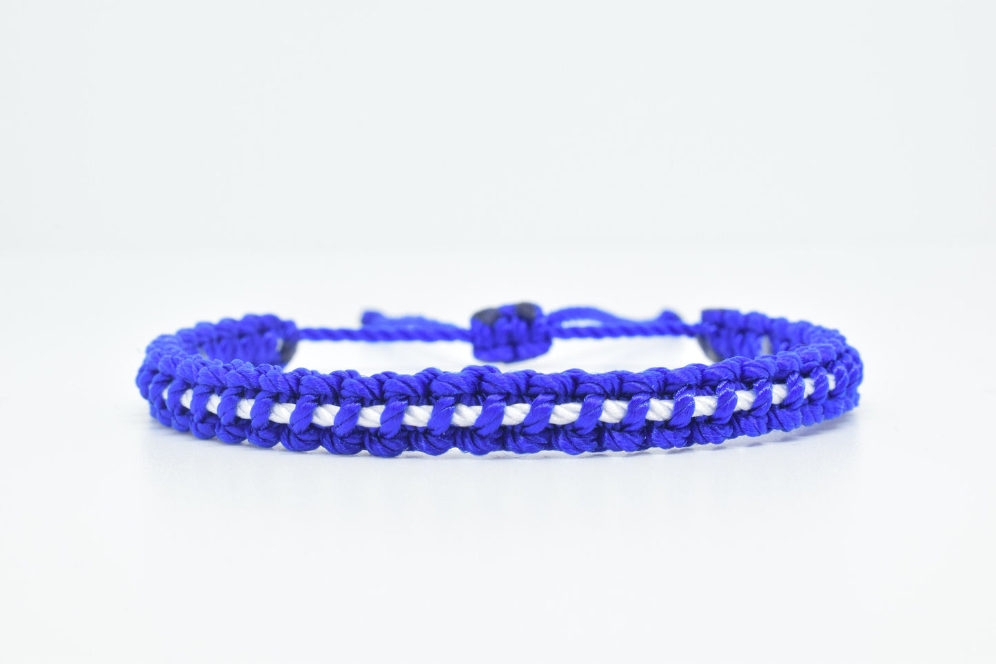 Blue bracelet with a white line -braided bracelet -support wristband -braided blue with white bracelet -new -adjustable for man and woman