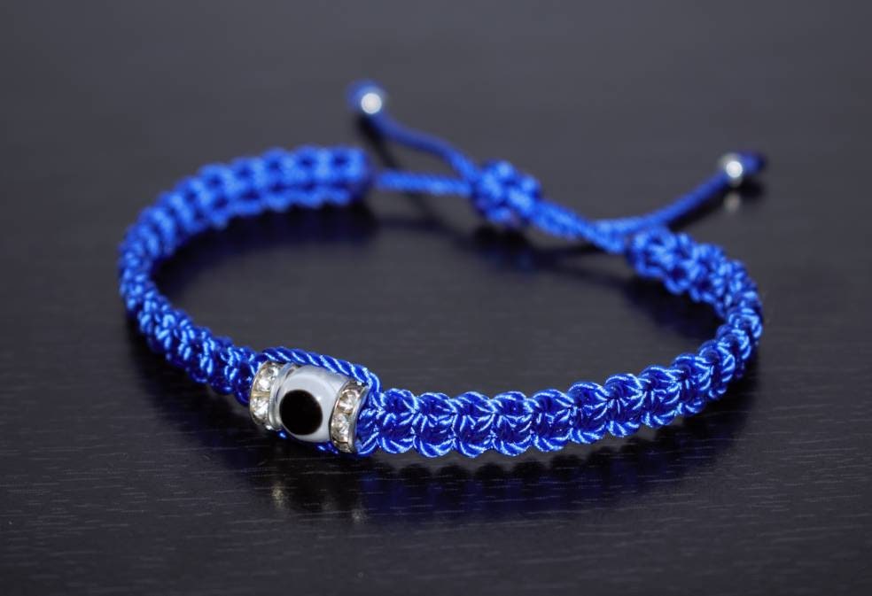 evil eye bracelet, royal blue string, evil eye wristband, braided evil eye protection bracelet, adjustable for man & woman