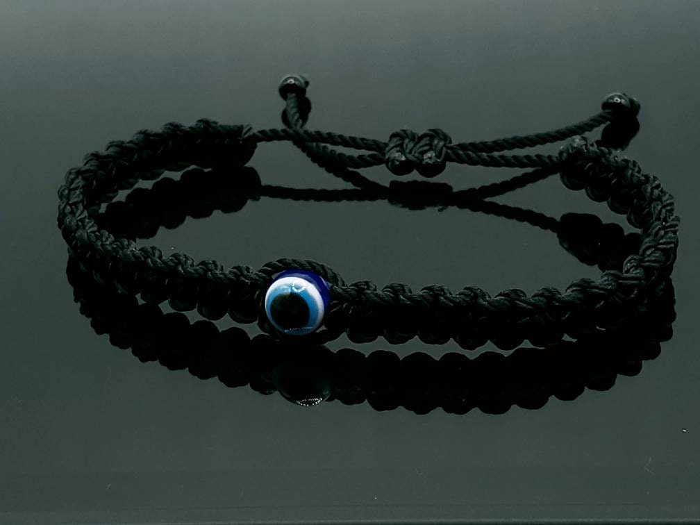 Evil eye bracelet, evil eye braided wristband, black string braided bracelet with an evil eye for protection, adjustable for man & Woman