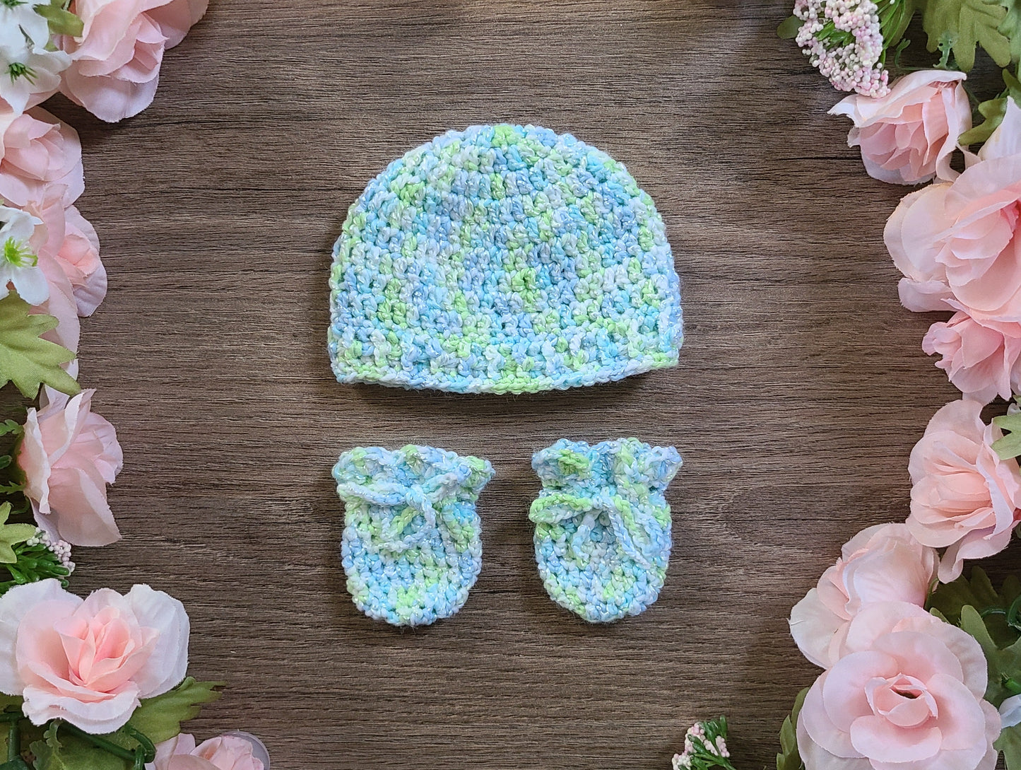 Newborn beanie and mittens