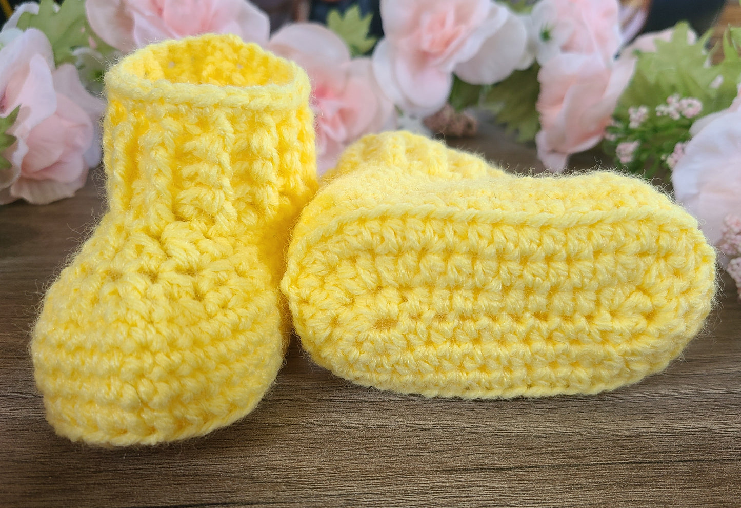 Yellow baby booties