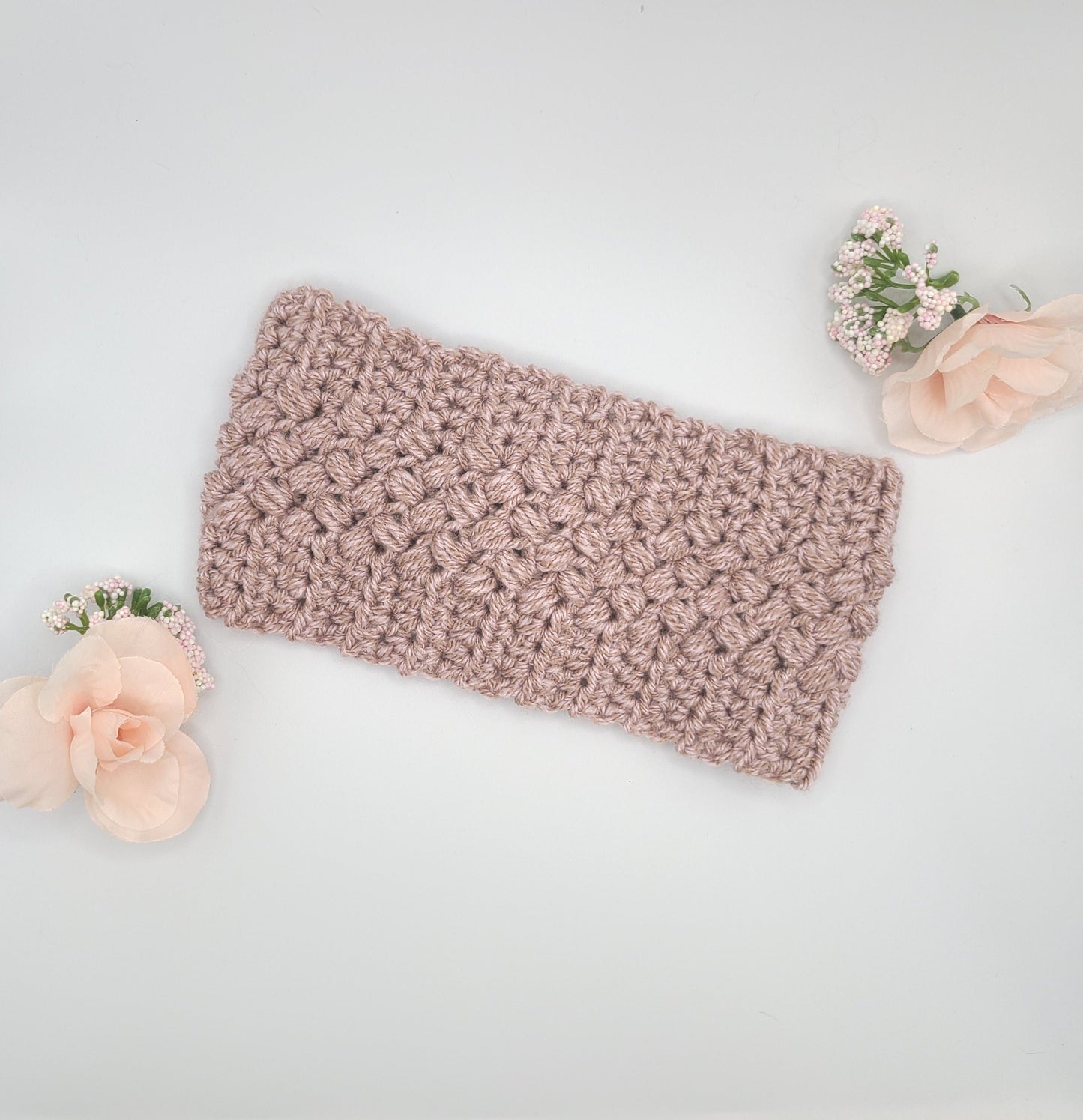 Womens Earwarmer with a button