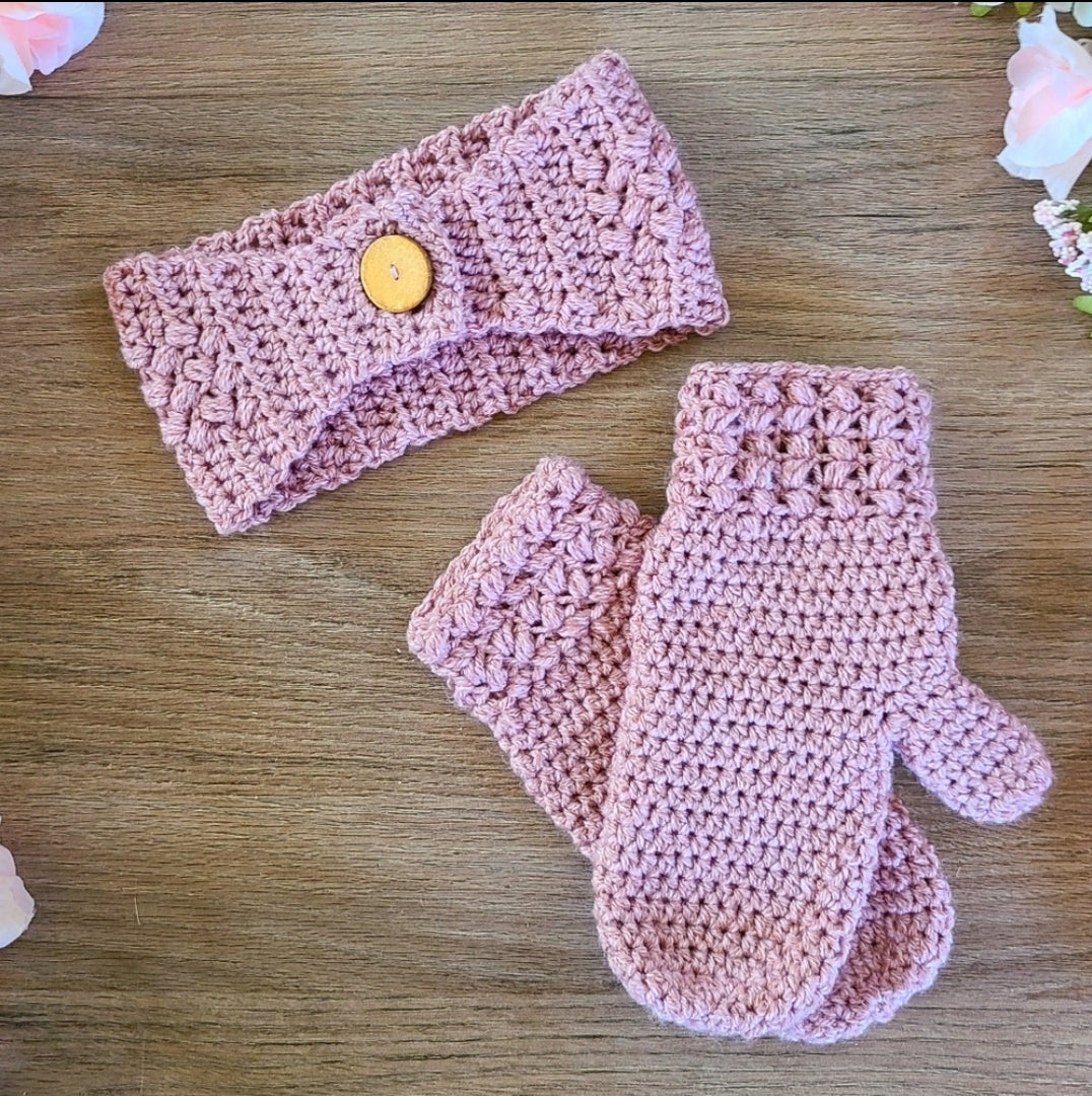 Earwarmer and mittens set