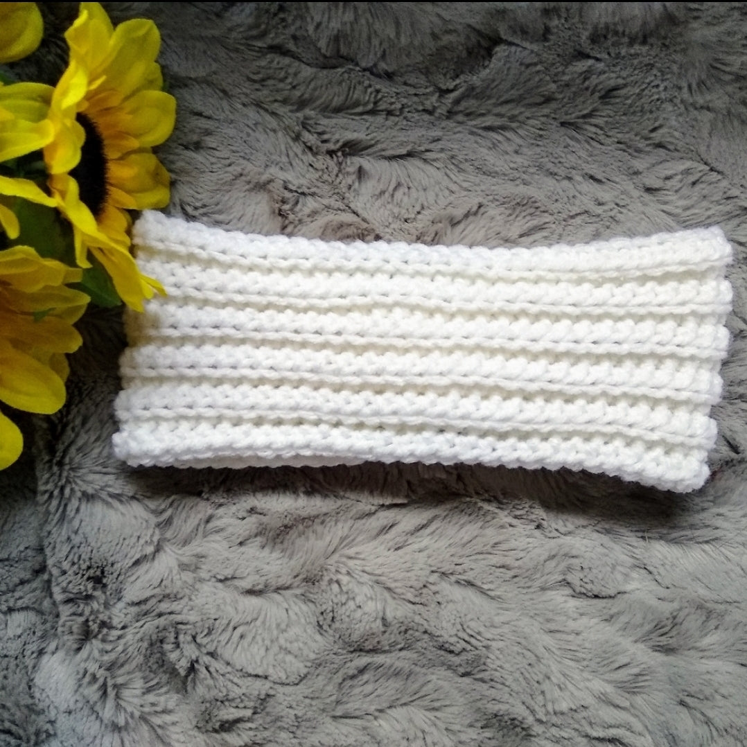 White Earwarmer